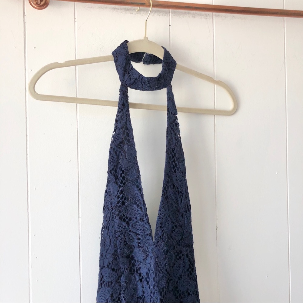 NWT NBD Julia Blue Lace Midi Halter Dress - Picture 3 of 5